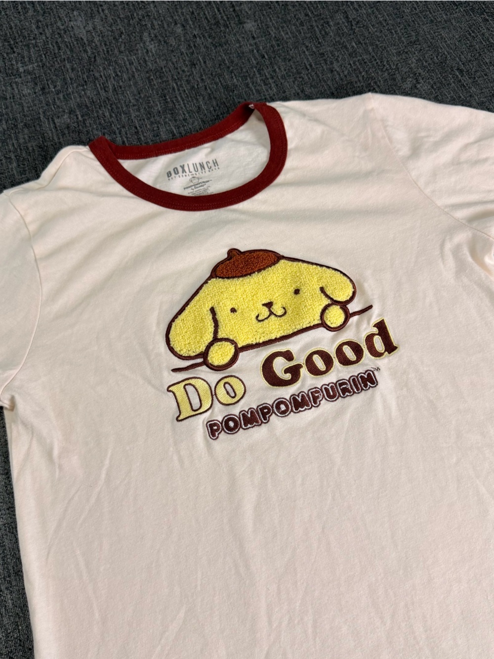 Pompompurin Sanrio x Box Lunch Women’s Shirt Small Beige Felt Embroidered kawaii